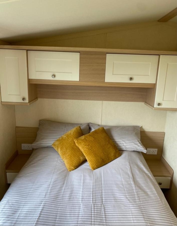 Cosy Caravan Kingston upon Hull Exterior foto