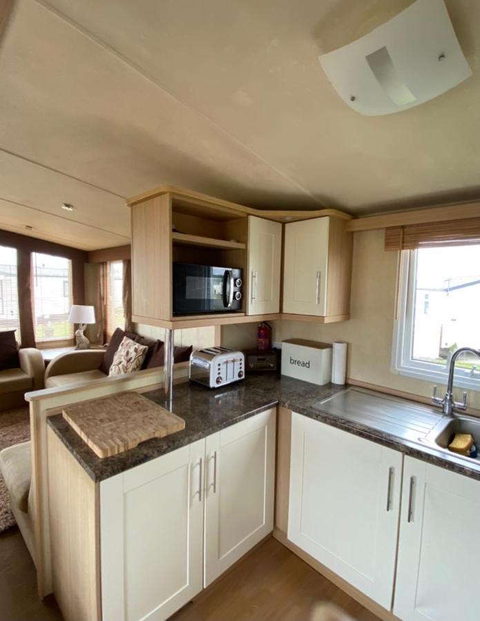 Cosy Caravan Kingston upon Hull Exterior foto